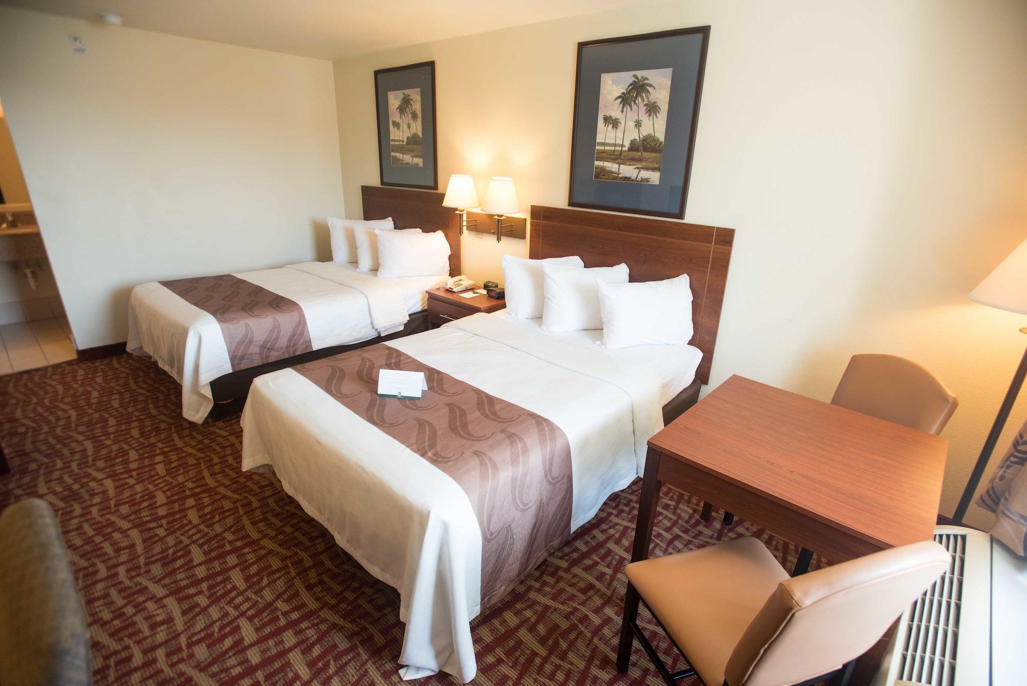 Quality Inn At Town Center Beaufort Bagian luar foto