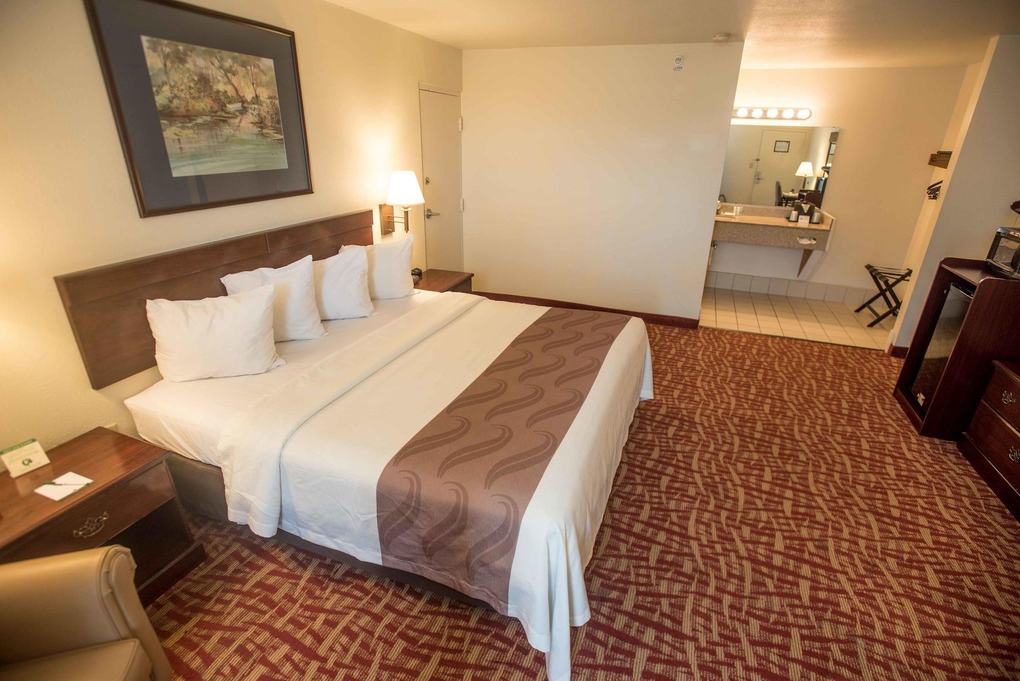 Quality Inn At Town Center Beaufort Bagian luar foto