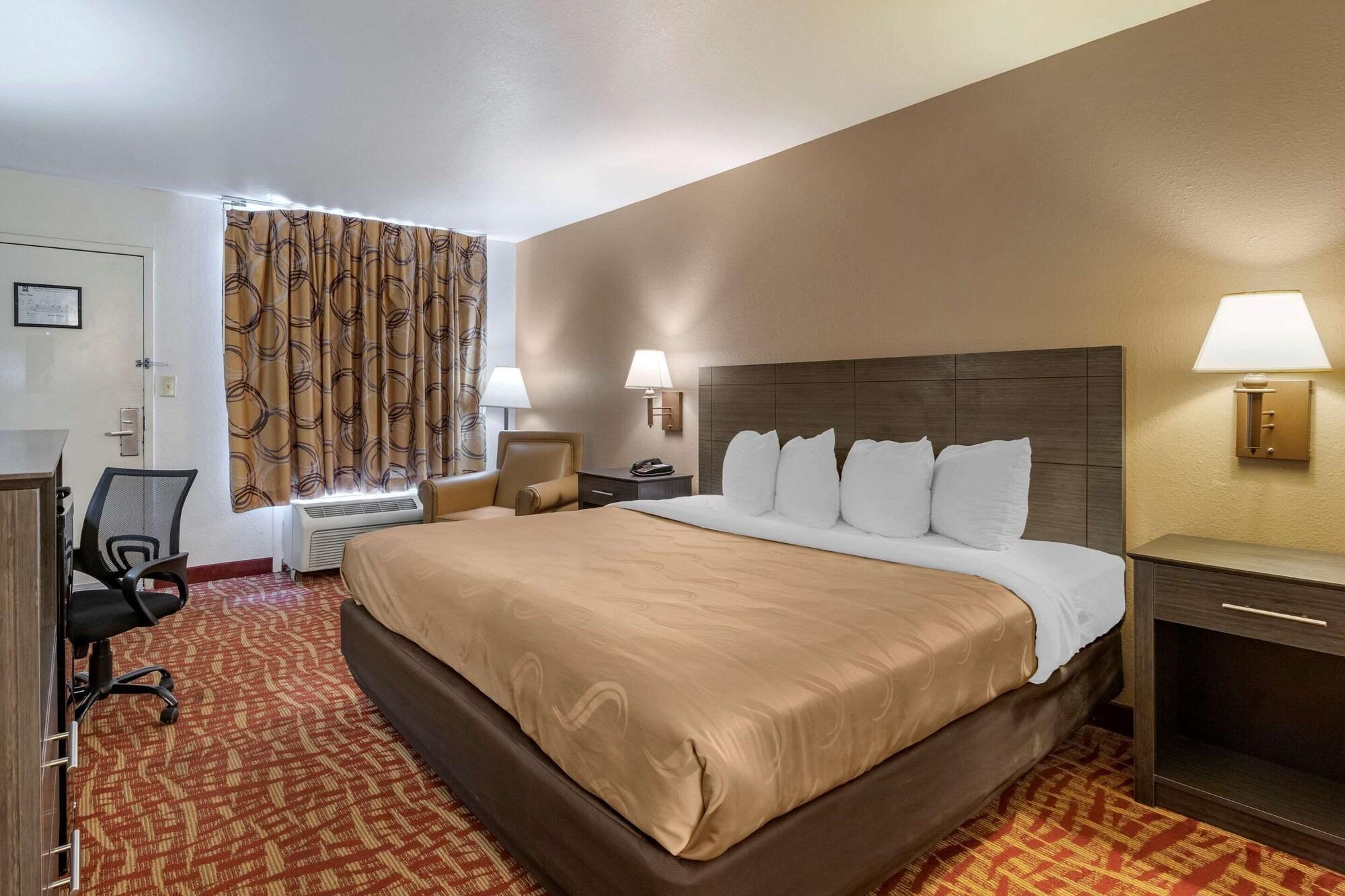 Quality Inn At Town Center Beaufort Bagian luar foto