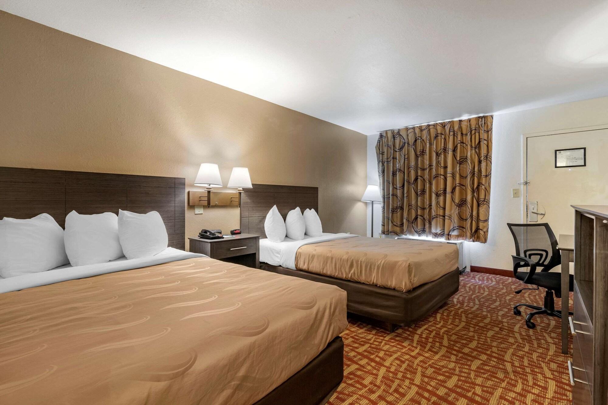 Quality Inn At Town Center Beaufort Bagian luar foto