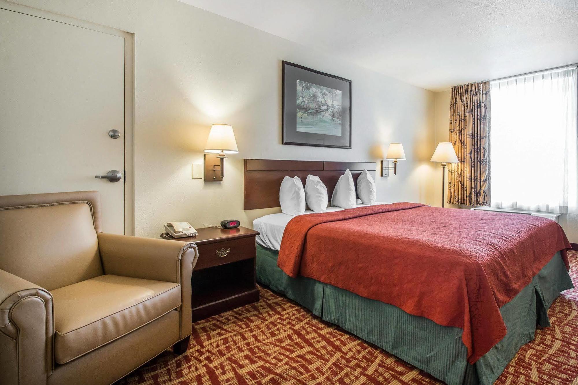 Quality Inn At Town Center Beaufort Bagian luar foto